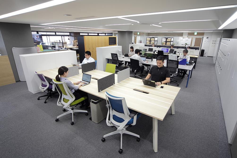 グループアドレスとは？オフィスに導入するメリットや4社の事例、フリーアドレスとの違いを解説｜コクヨマーケティング