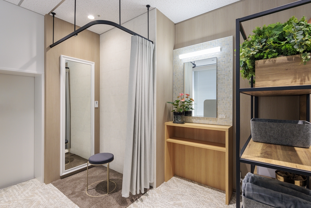 FemUPDRoom_着換えスペース