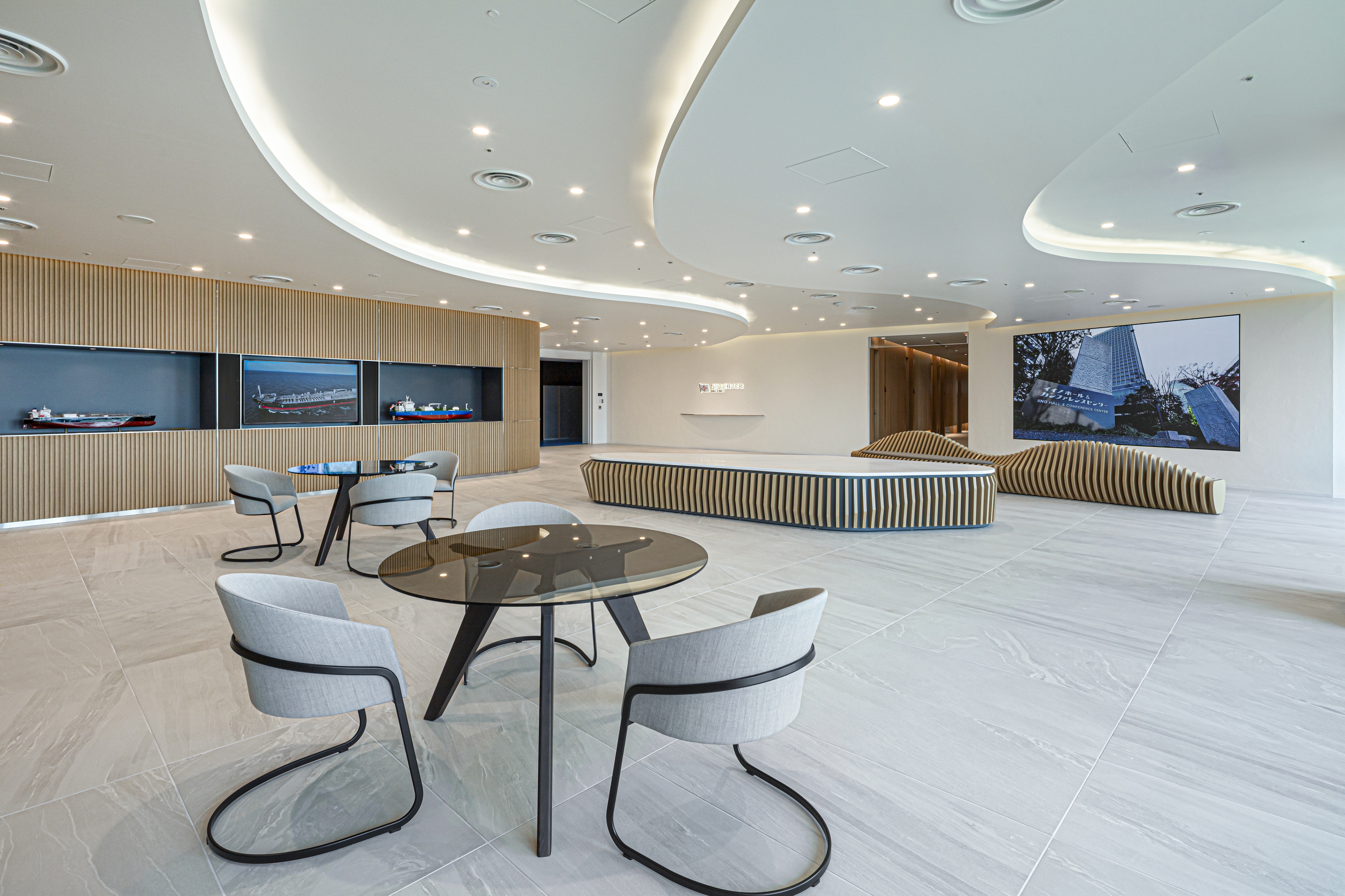 飯野海運様のオフィス