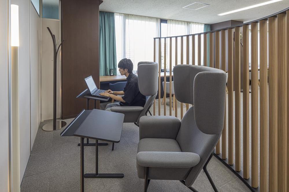 住友重機械工業株式会社 田無製造所様_オフィスラウンジ