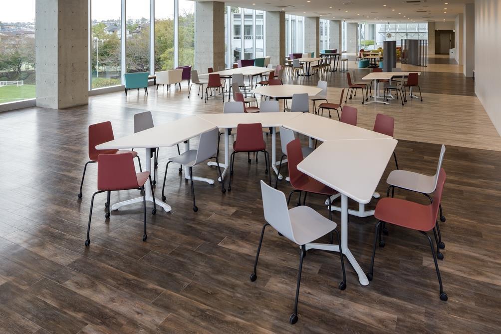 日本文化大學様のラウンジ